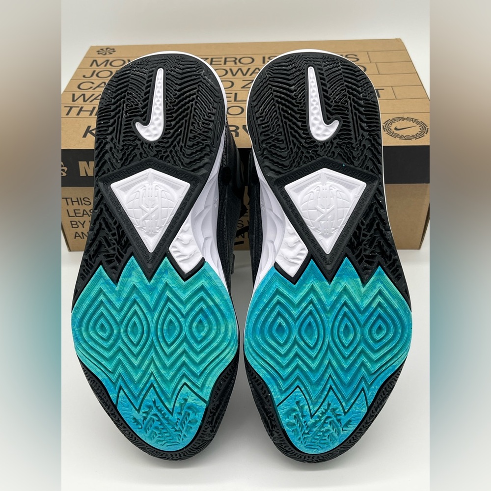 NIB Nike Kyrie 8 "Orca" sneaker Men’s size 11 - Picture 9 of 12